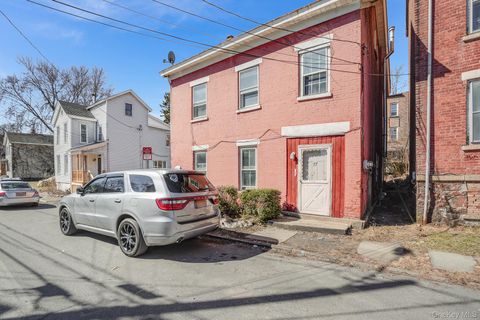 Homes For Sale - 77 W Union Street<br/> Kingston, NY 12401