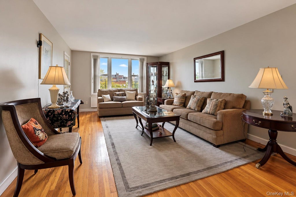 Photo of 2750 Johnson Avenue #6J, Bronx, NY 10463 (MLS # 1054802)