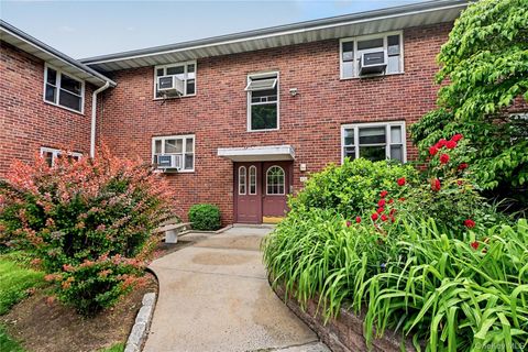 Homes For Sale - 10 Dehaven Drive #2E<br/> Yonkers, NY 10703