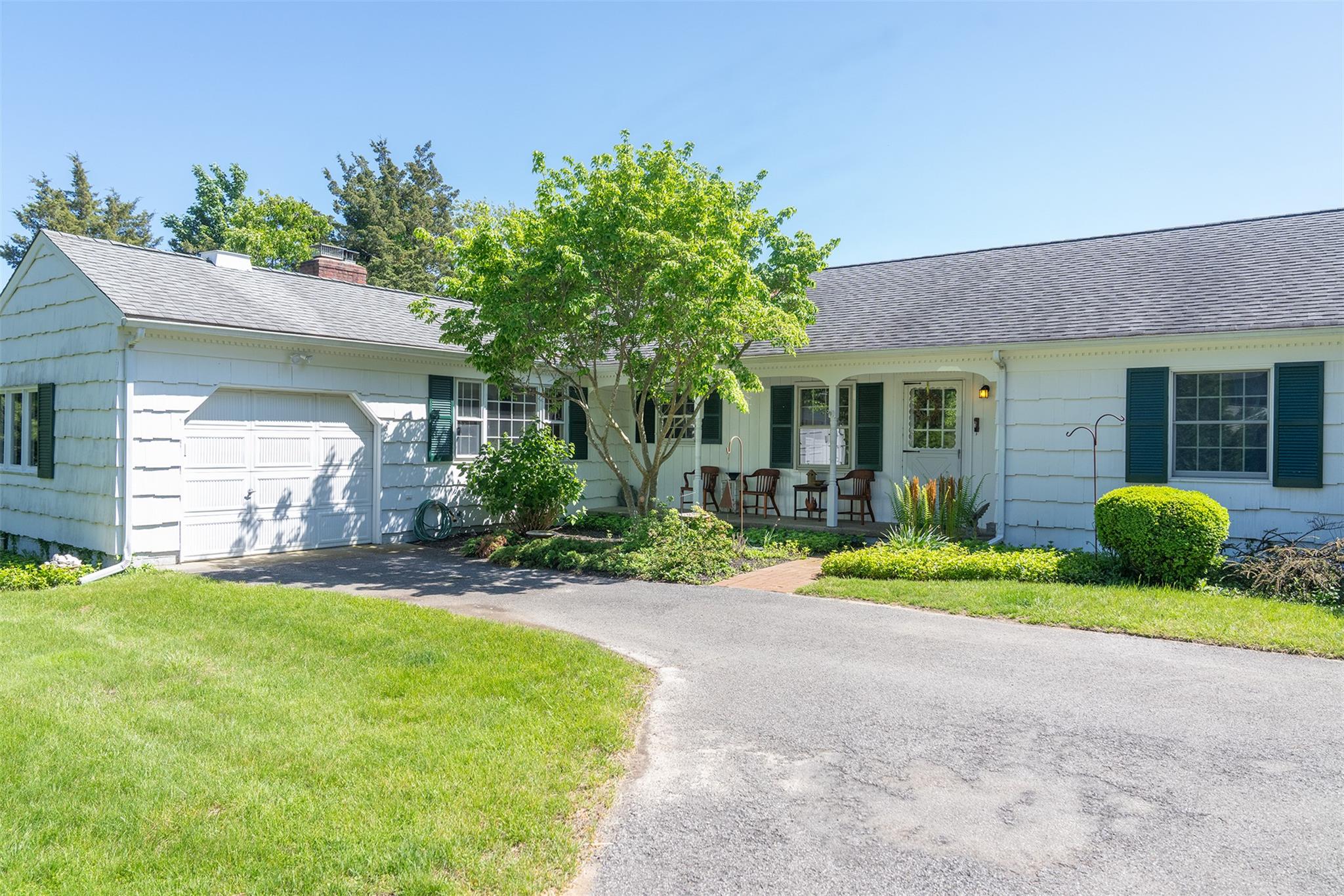 50 Summit Drive, Southold, New York image 2