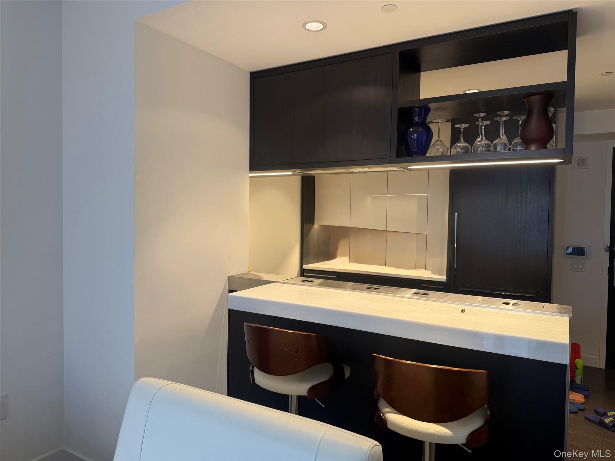 252 South Street 33N