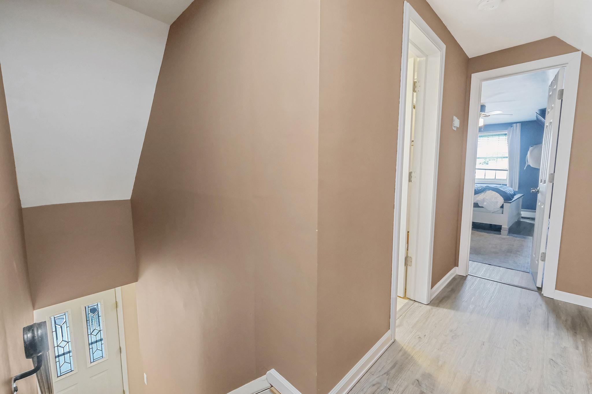 575 Bayport Avenue, Bayport, New York image 32
