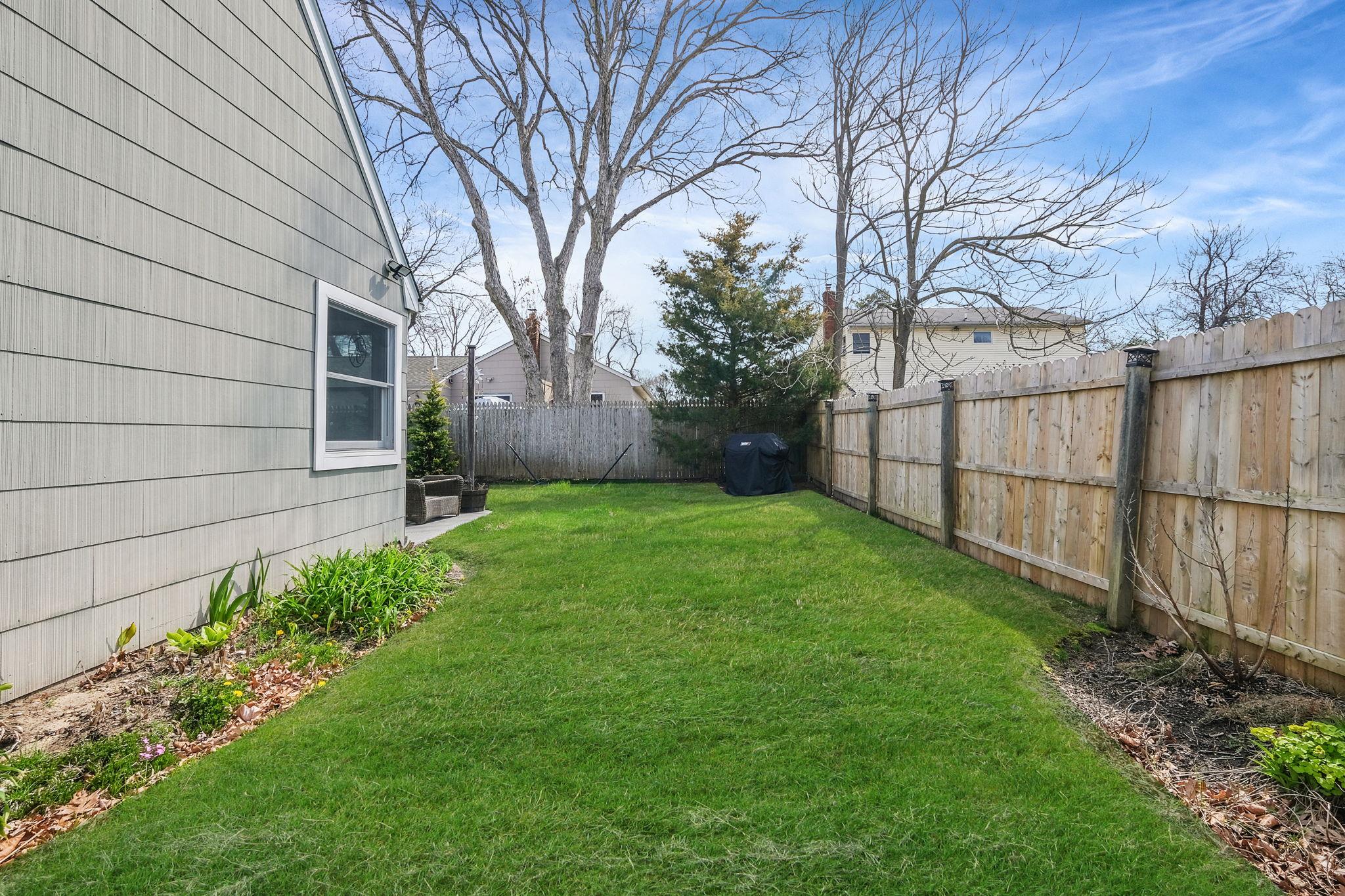 575 Bayport Avenue, Bayport, New York image 6