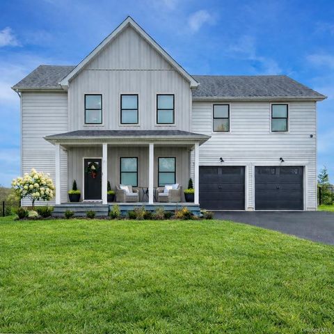 Homes For Sale - 21 Wildwood Drive<br/> Rock Tavern, NY 12575