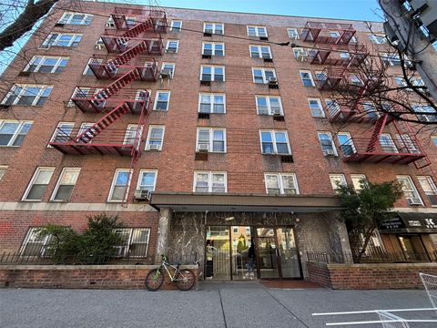 142-20 41 Avenue 7H Flushing NY 11355