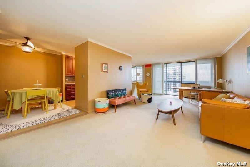 Bay Club Drive 16V, Bayside, Queens, NY - 1 Bedrooms  
1 Bathrooms  
4 Rooms - 