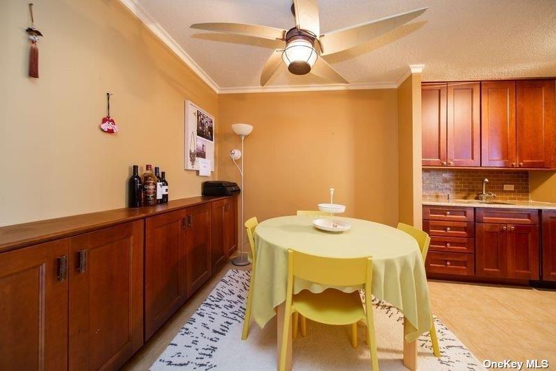 2 Bay Club Drive 16V