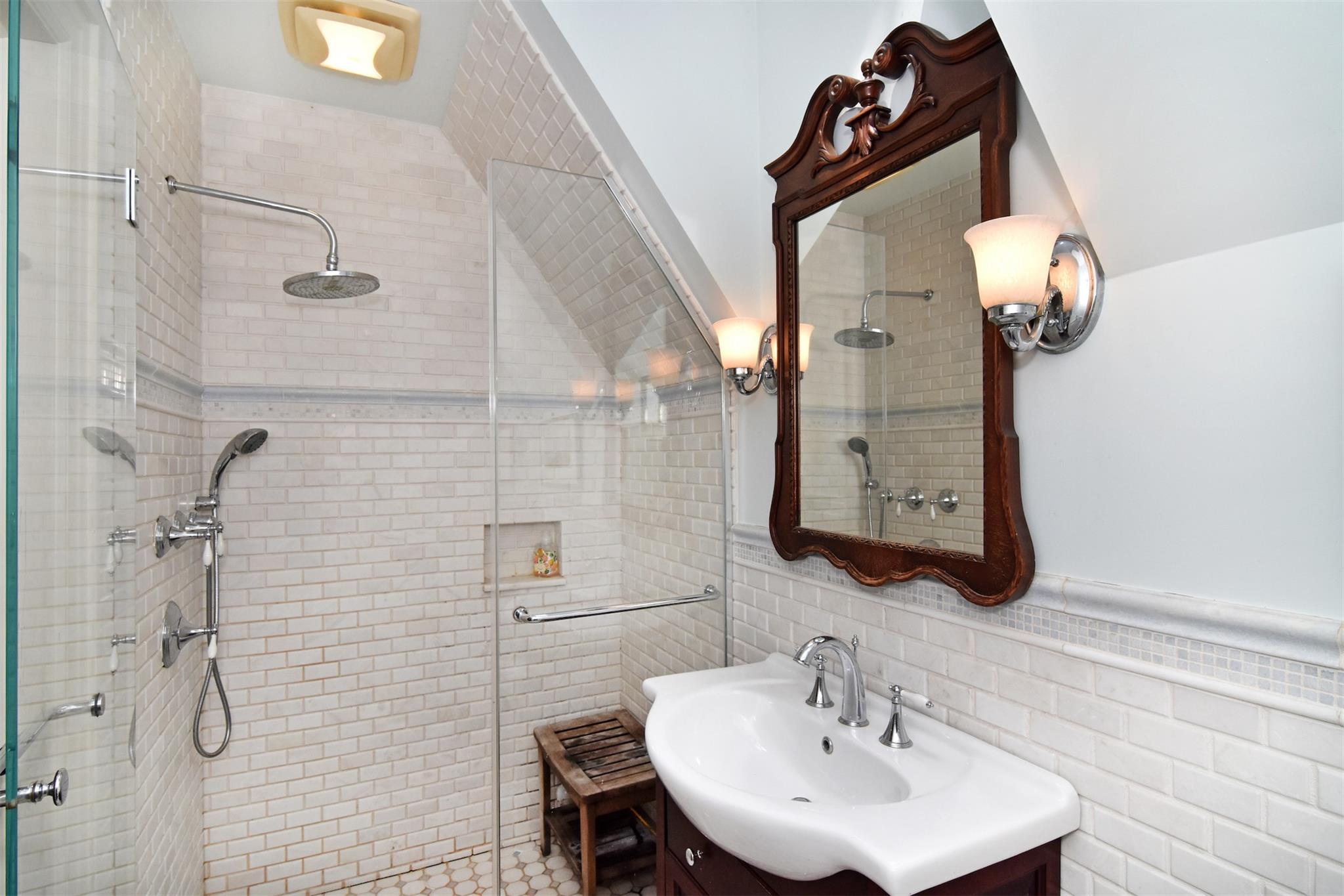 125 Reed Avenue, Pelham, New York image 15