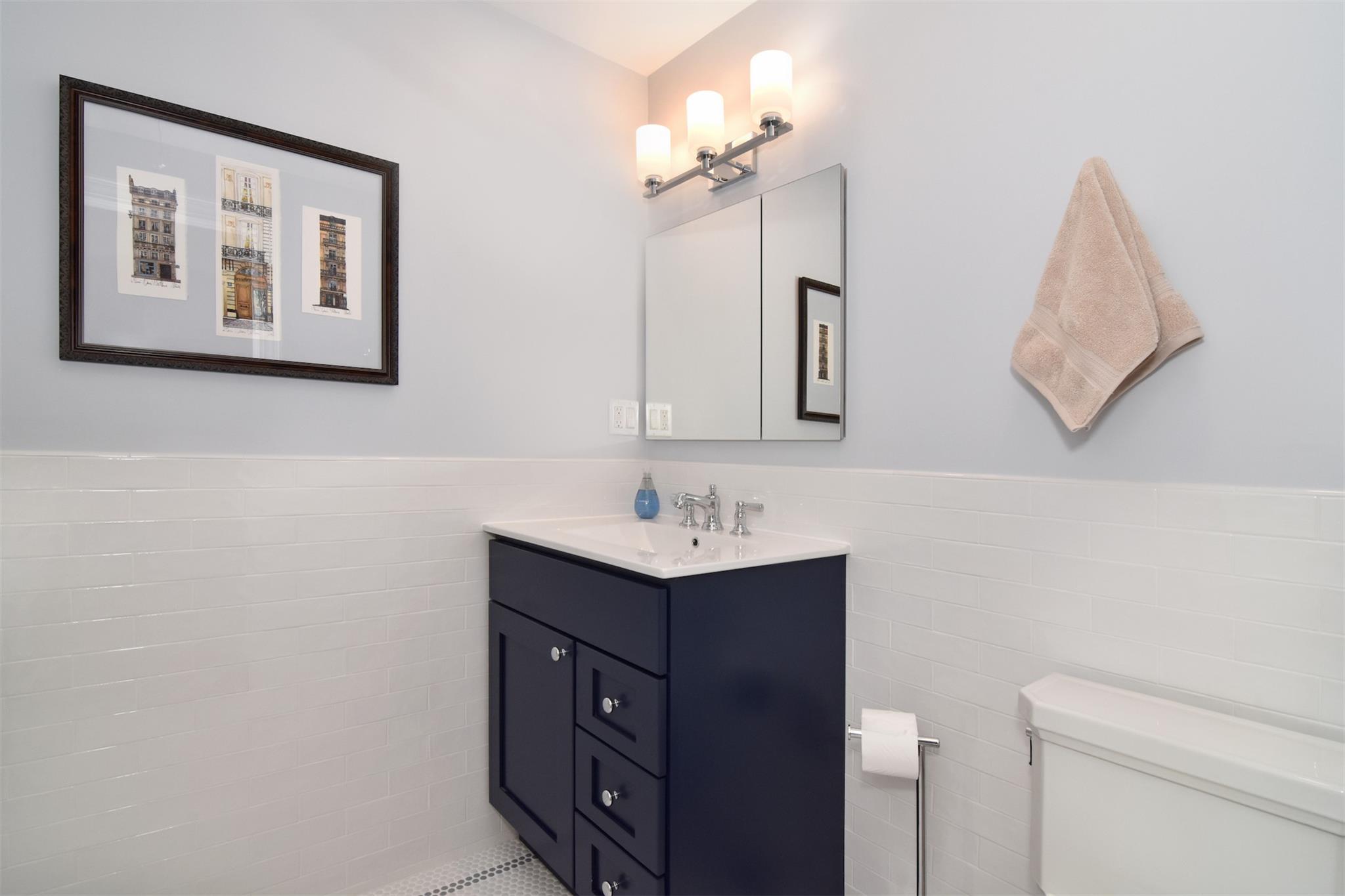 125 Reed Avenue, Pelham, New York image 23