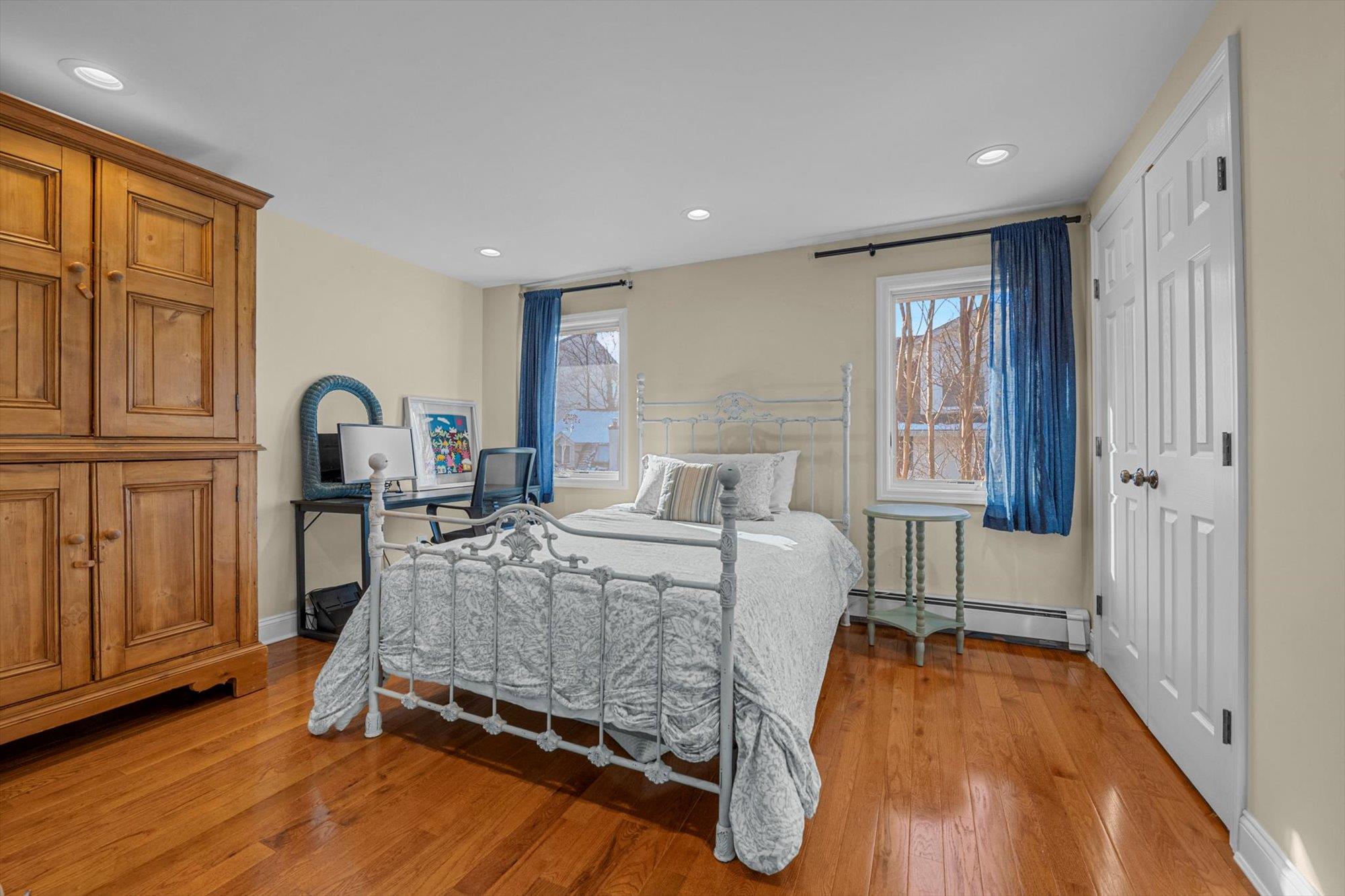 10 Covert Street, Port Washington, New York image 16