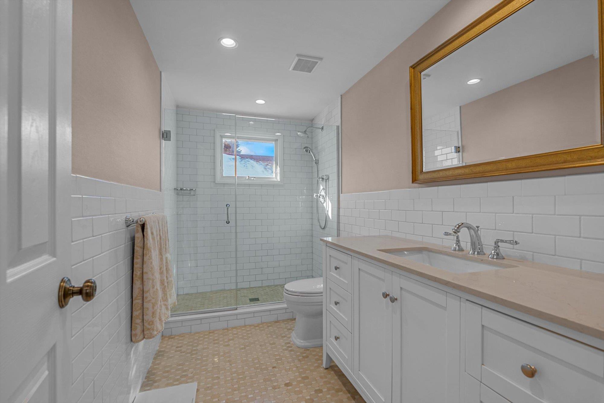 10 Covert Street, Port Washington, New York image 14