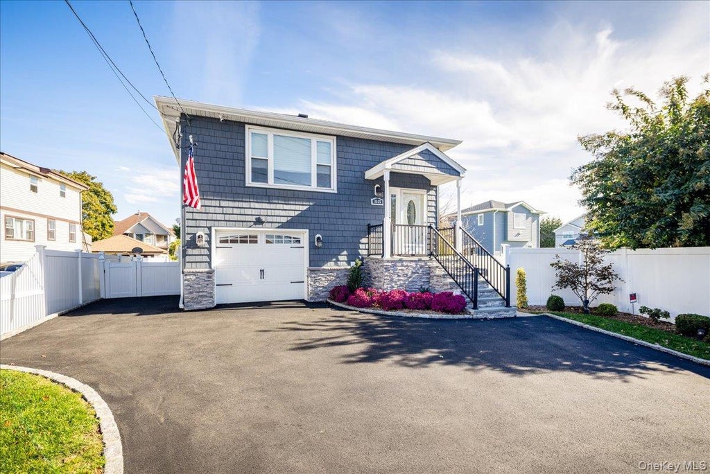 Photo of 3535 Oceanside Road, Oceanside, NY 11572 (MLS # 1065062)
