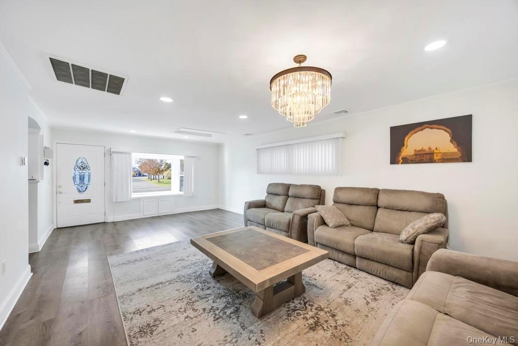 111 Blacksmith Road E