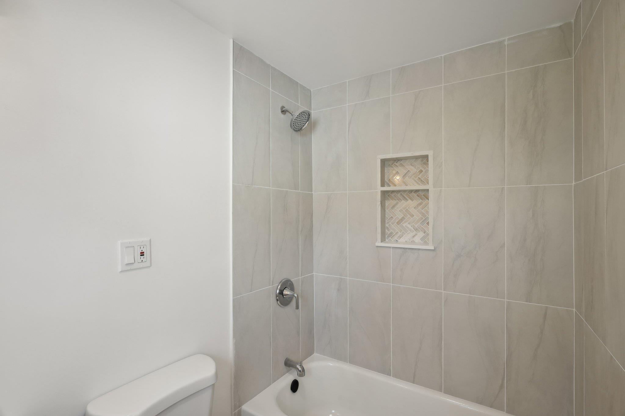 31 Ormond Avenue, Selden, New York image 14