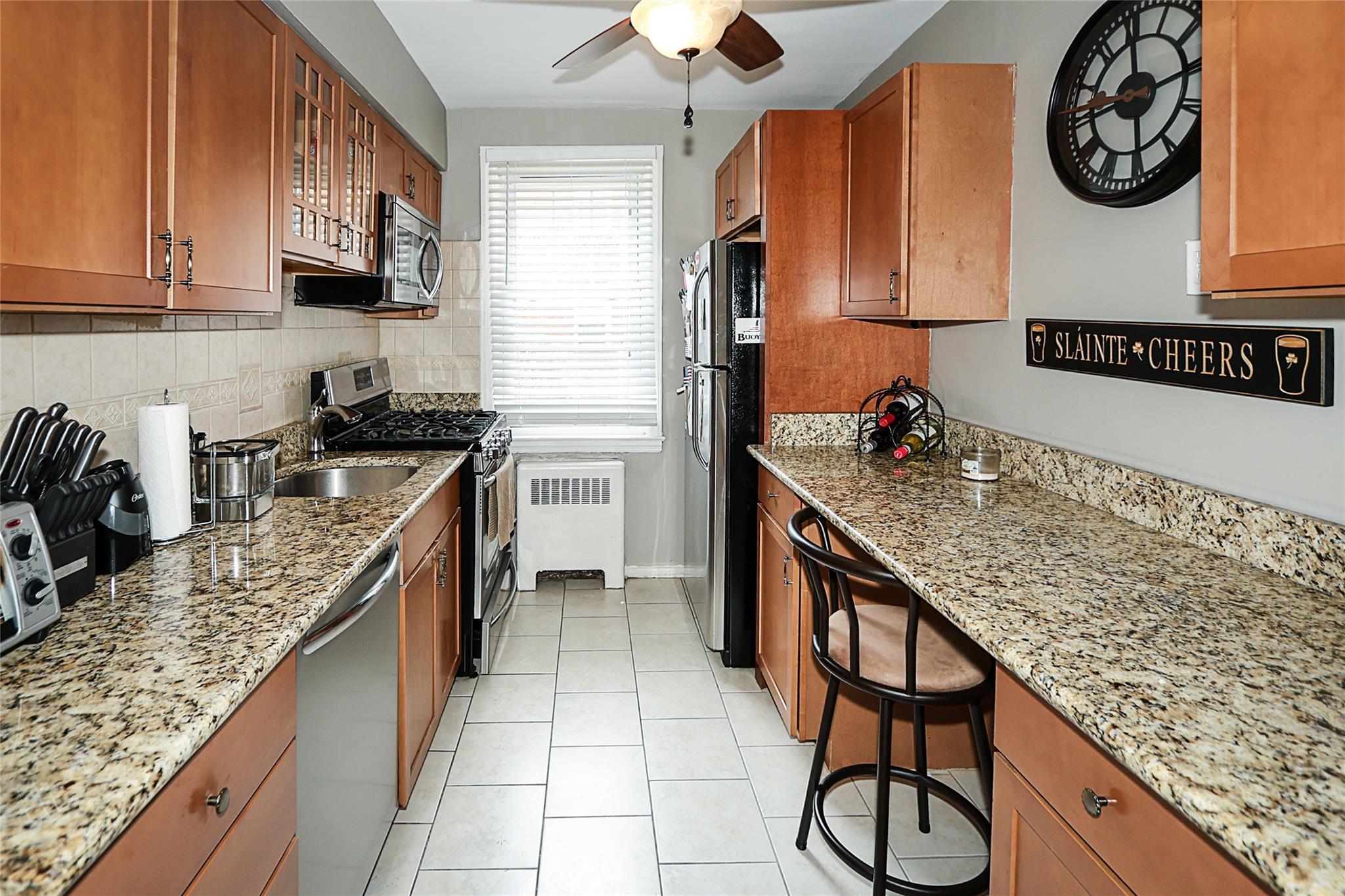200 N Village Avenue #D5, Rockville Centre, New York image 12