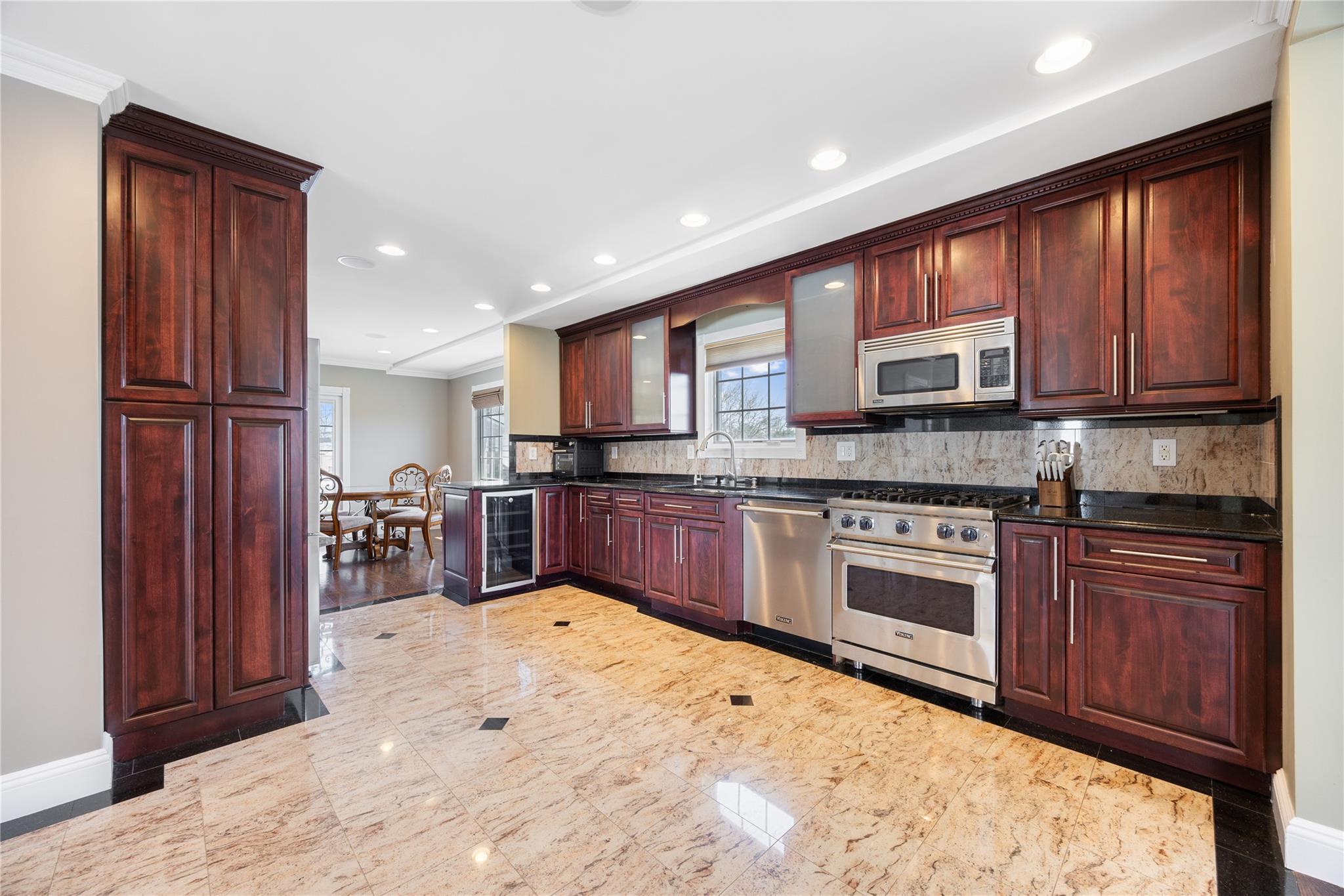 83 Central Avenue, Amityville, New York image 6