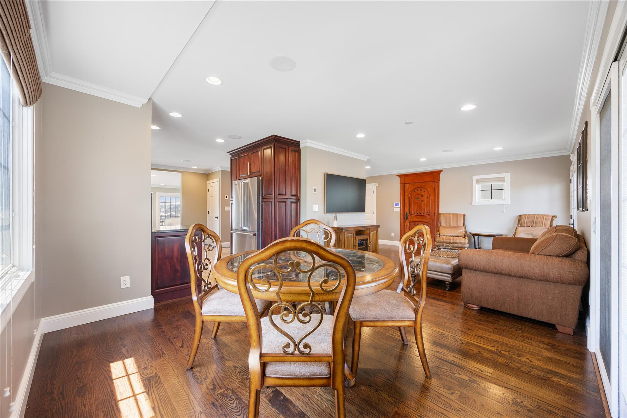 83 Central Avenue, Amityville, New York image 3