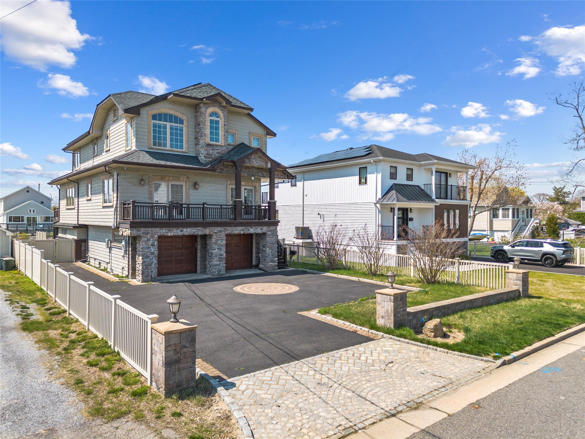 83 Central Avenue, Amityville, New York image 32