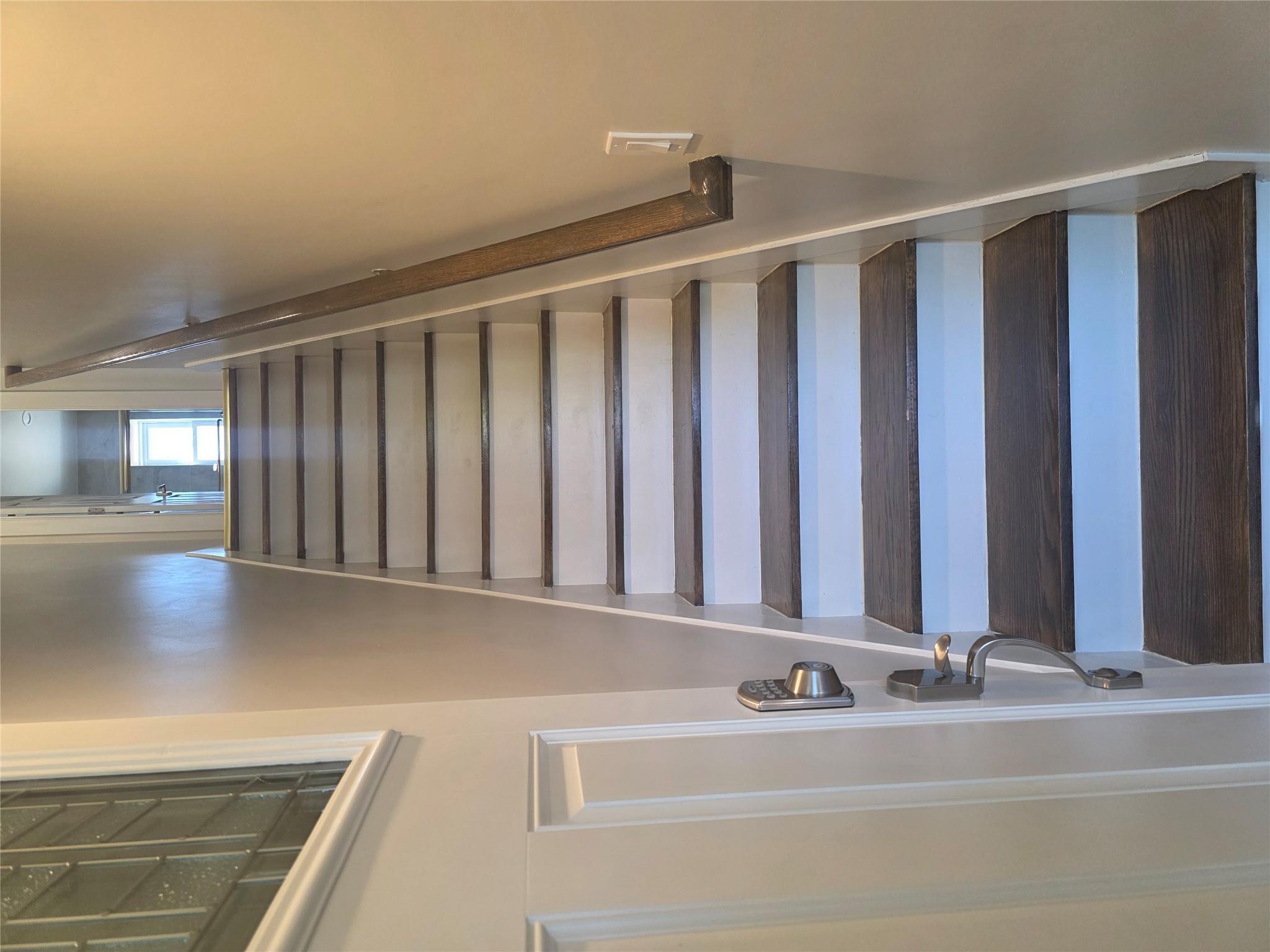 Rental Property at 76th Street 2nd, Middle Village, Queens, NY - Bedrooms: 2 
Bathrooms: 1 
Rooms: 5  - $3,100 MO.