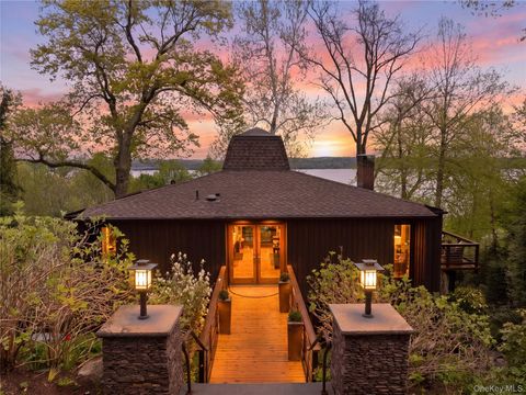 Tiny photo for 893 Route 9W S, Nyack, NY 10960 (MLS # 994986)