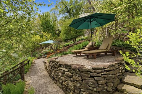 Tiny photo for 893 Route 9W S, Nyack, NY 10960 (MLS # 994986)