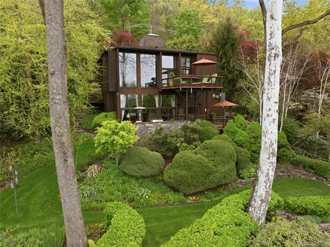 Tiny photo for 893 Route 9W S, Nyack, NY 10960 (MLS # 994986)