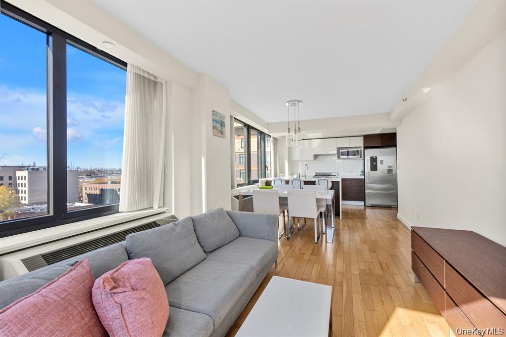 39-16 Prince Street 8