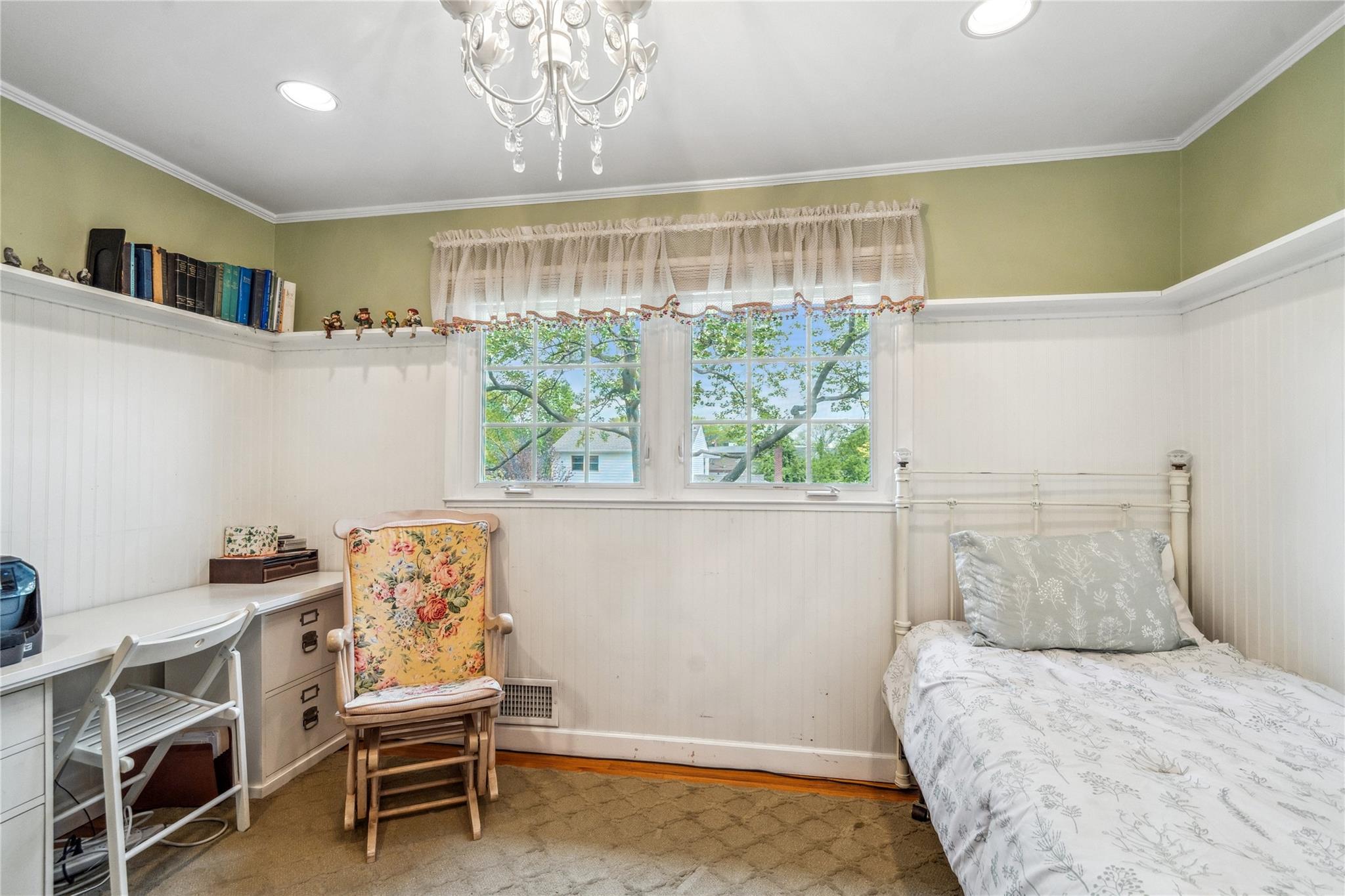 110 Cayuga Place, Jericho, New York image 24