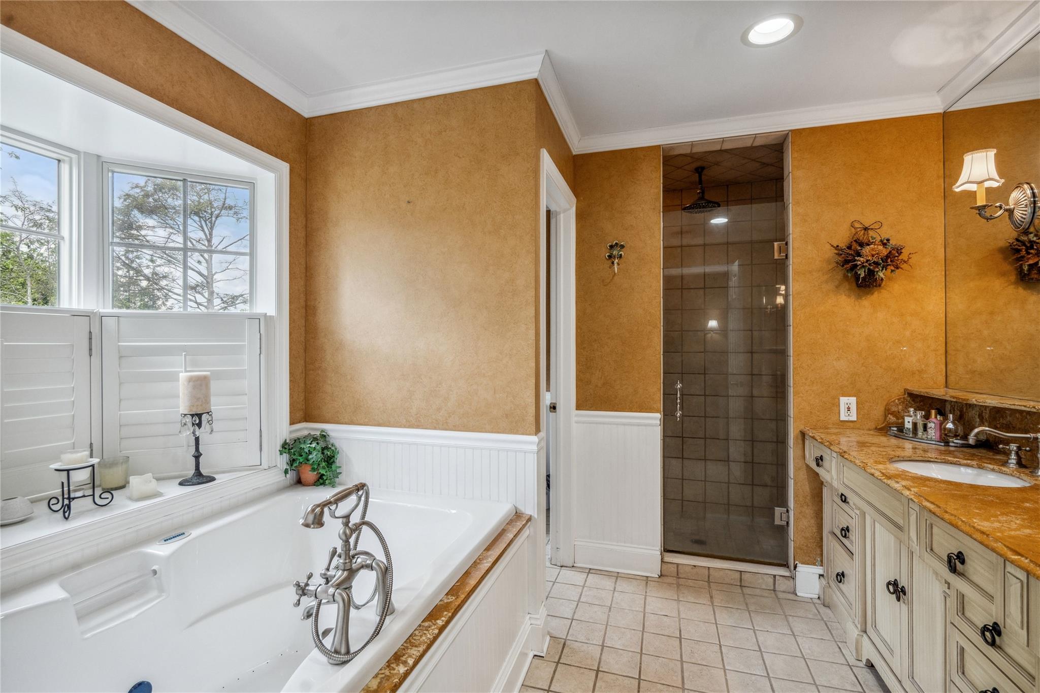 110 Cayuga Place, Jericho, New York image 19