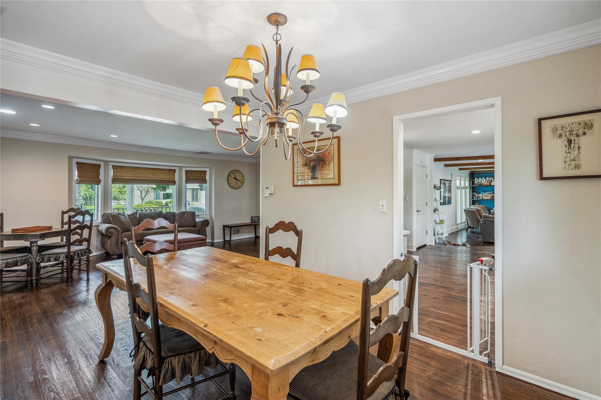 110 Cayuga Place, Jericho, New York image 9