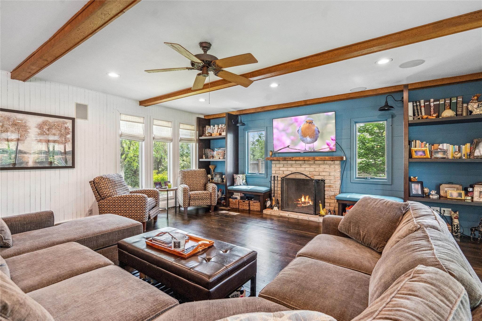 110 Cayuga Place, Jericho, New York image 12
