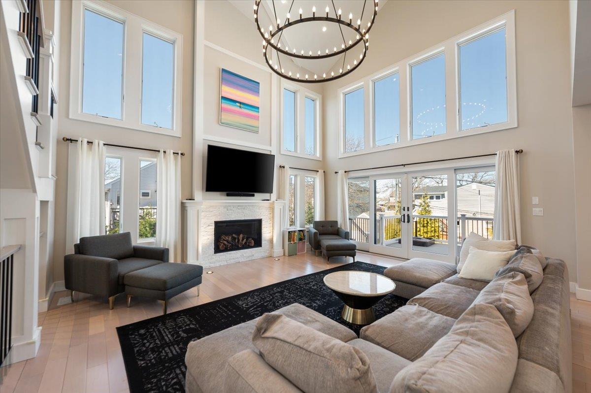 413 E Hudson Street, Long Beach, New York image 4