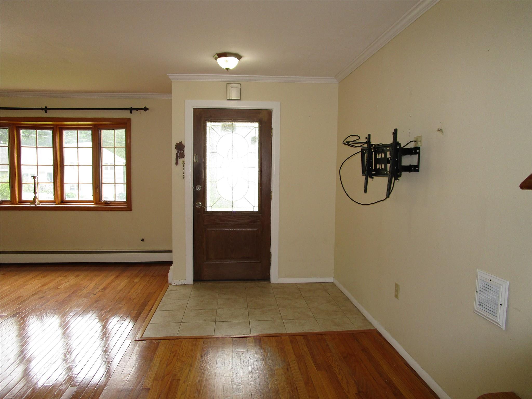 45 Morris Drive, Hyde Park, New York image 8