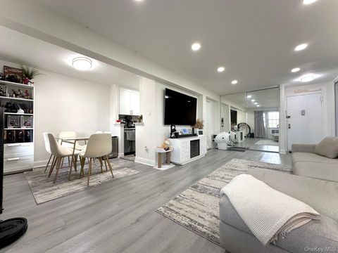 Condo For Sale - 151-15 84th Street #3M<br/> Howard Beach, NY 11414