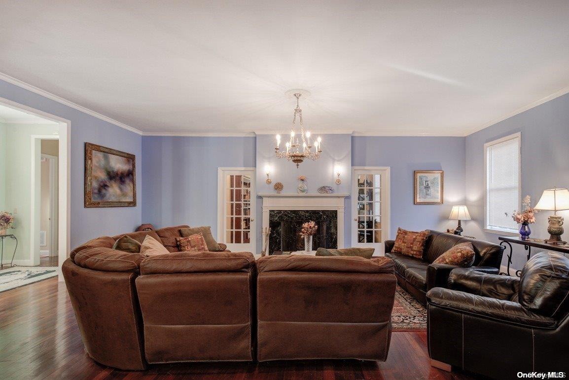 277 Piping Rock Road, Locust Valley, New York image 12