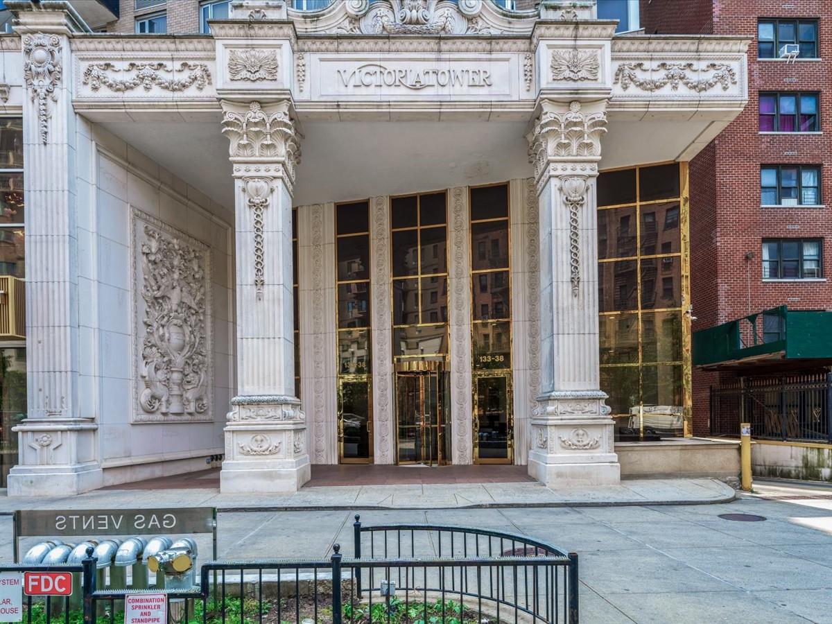 13338 Sanford Avenue 11C