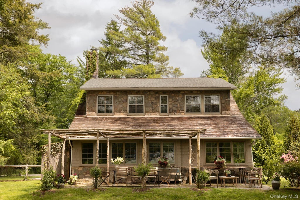 Photo of 21-23 Library Lane, Woodstock, NY 12498 (MLS # 1009009)