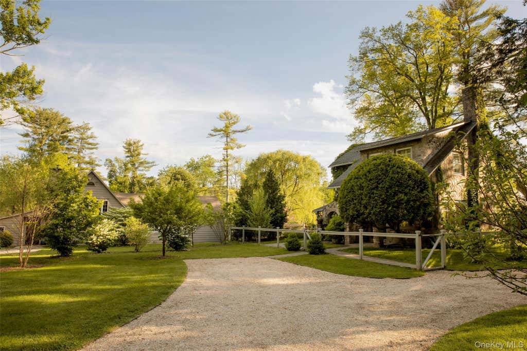 Photo of 21-23 Library Lane, Woodstock, NY 12498 (MLS # 1009009)