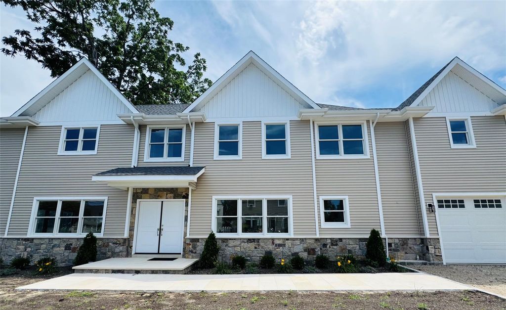 Photo of 9 First Street, Glenwood Landing, NY 11547 (MLS # 860475)