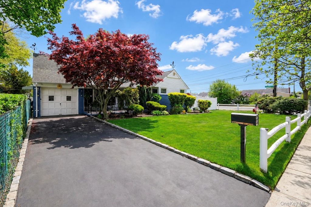 Photo of Wantagh, NY 11793 (MLS # 978003)