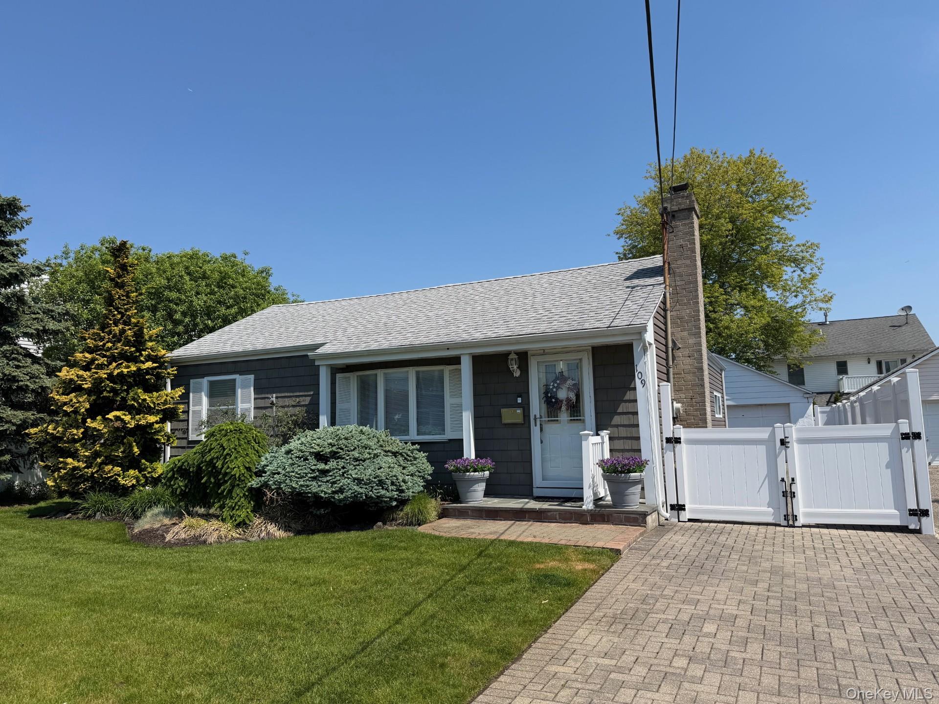 109 Lincoln Place