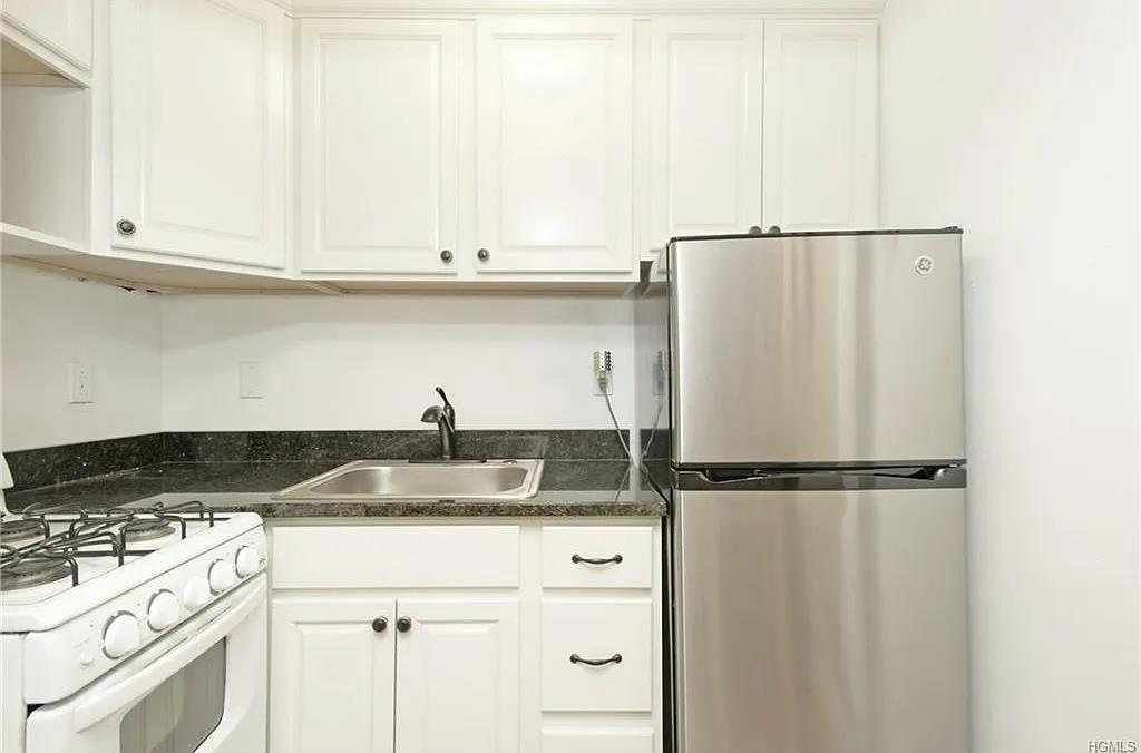 1122 Yonkers Ave #1E, Yonkers, New York image 9