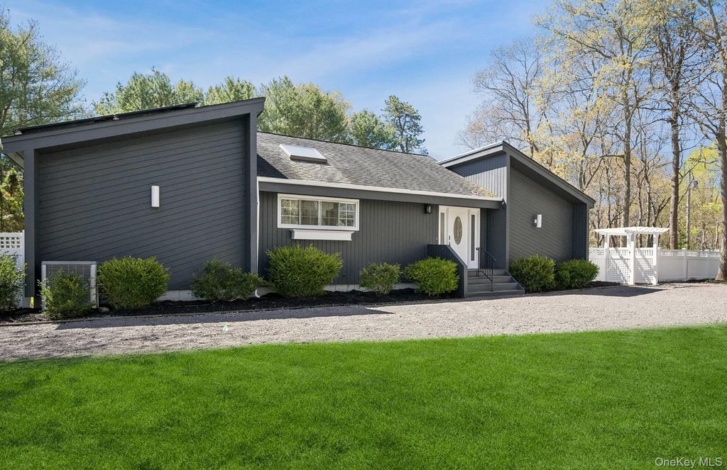 Photo of 57 Bellows Terrace, Hampton Bays, NY 11946 (MLS # 994615)