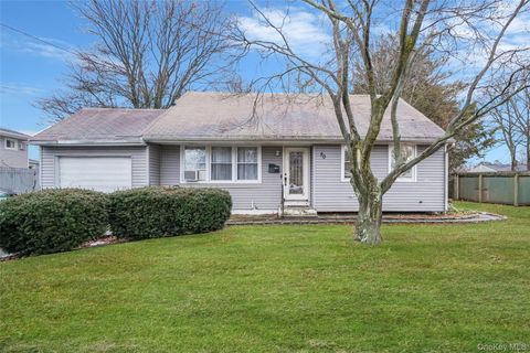 50 Meadowbrook Drive, Brentwood, NY 11717 - MLS#: 951107