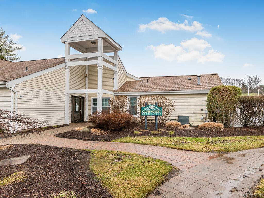 4116 Whispering Hills