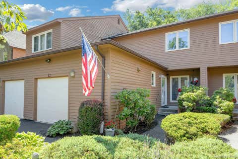 Condo For Sale - 114 Ridgeview Lane Ln #114<br/> Yorktown Heights, NY 10598