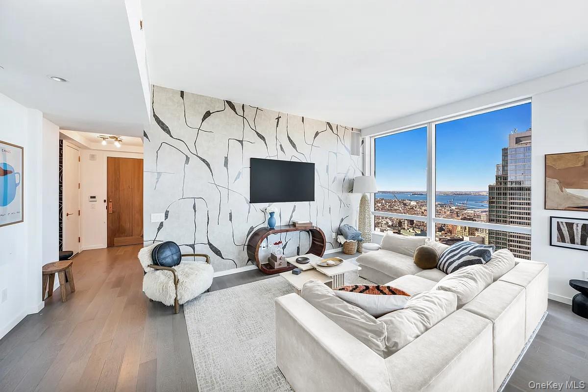 138 Willoughby Street 48A