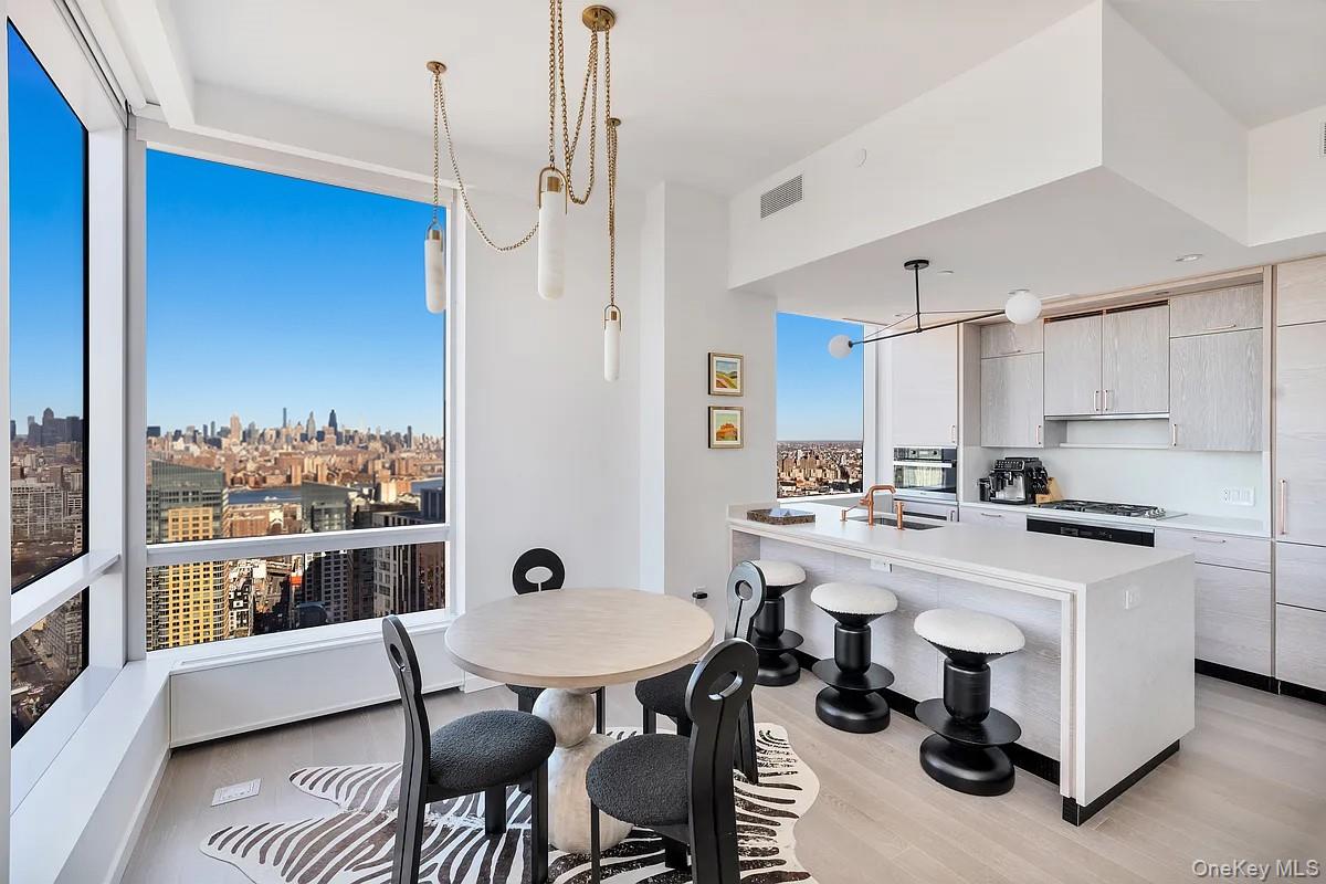 138 Willoughby Street 48A