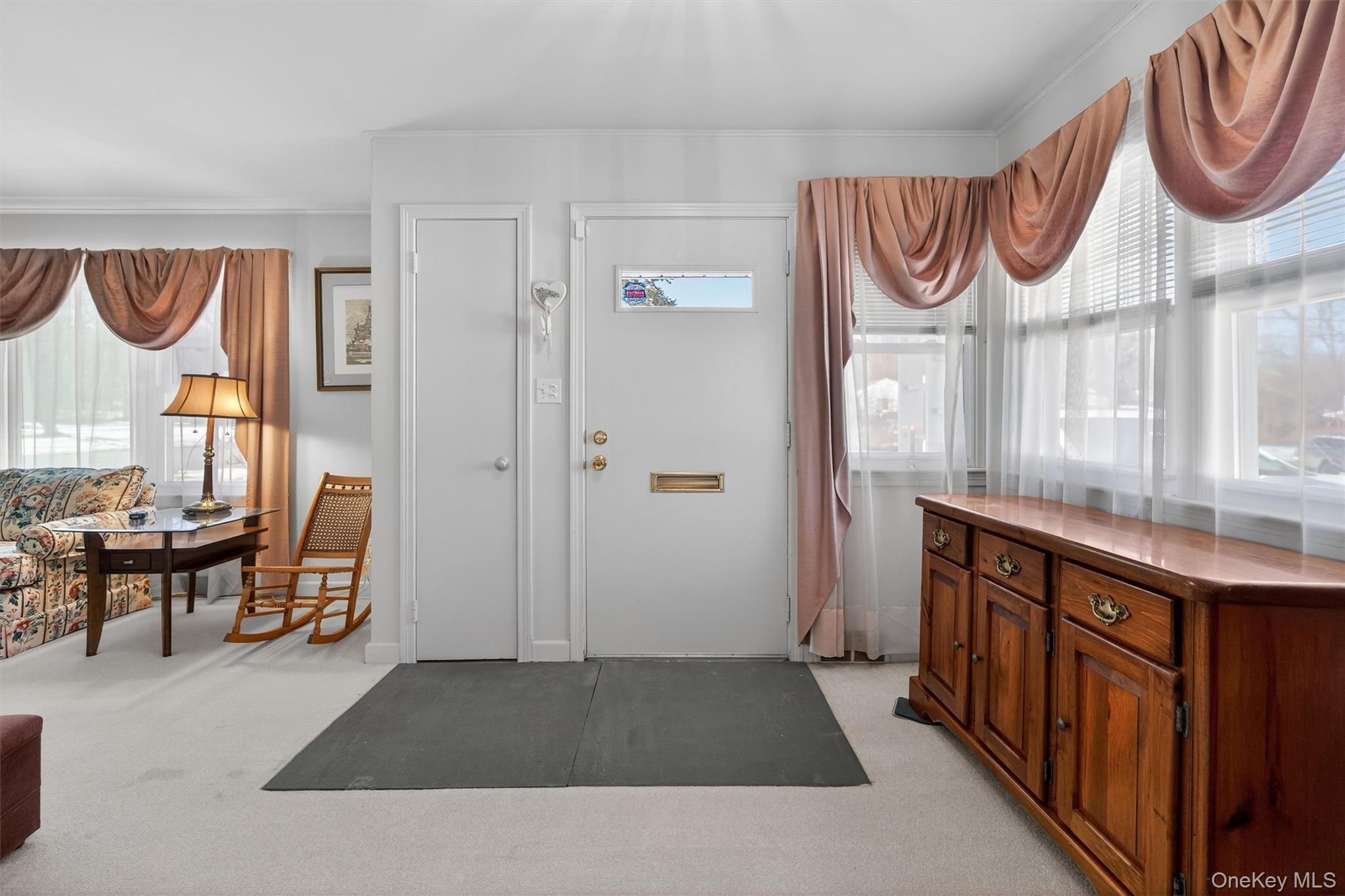 2 Thomas Jefferson Place