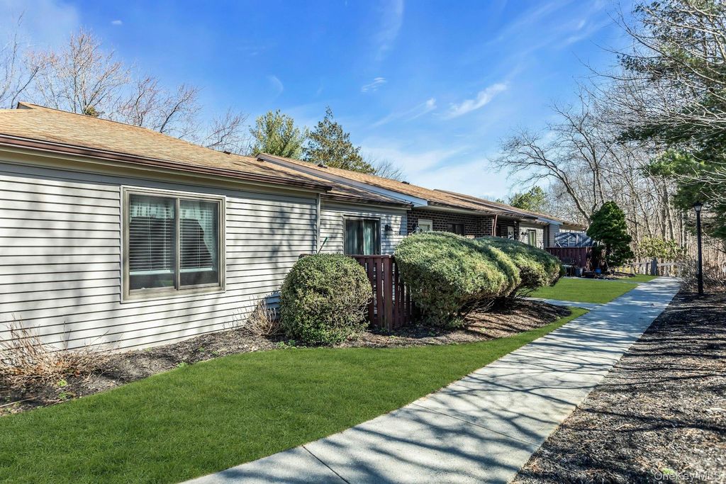 Photo of 864 Skyline Drive, Coram, NY 11727 (MLS # 973328)